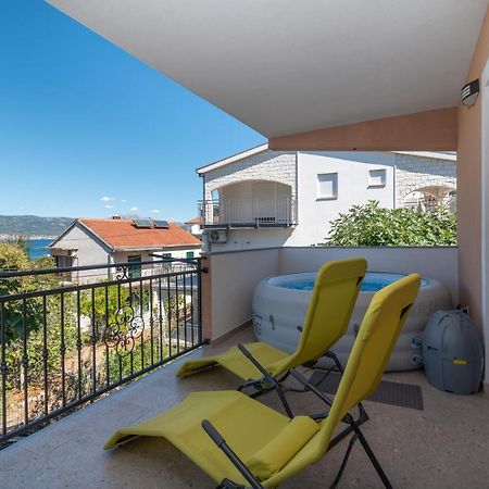 Apartment Gagula With Jacuzzi Trogir Eksteriør bilde
