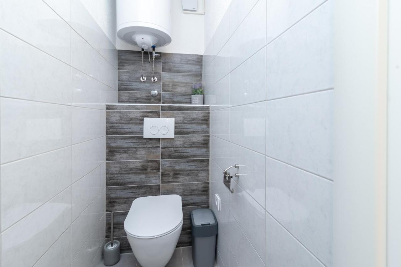 Apartment Gagula With Jacuzzi Trogir Eksteriør bilde