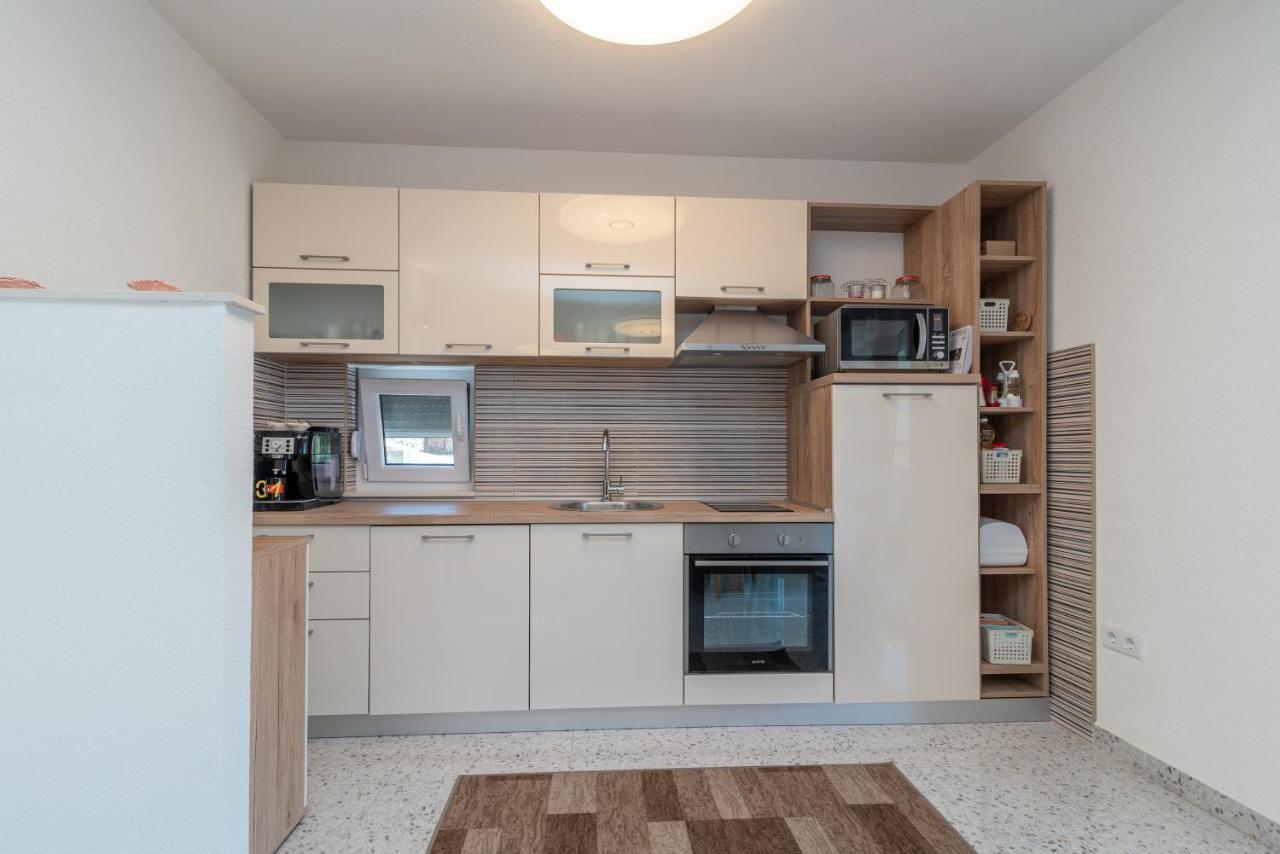 Apartment Gagula With Jacuzzi Trogir Eksteriør bilde